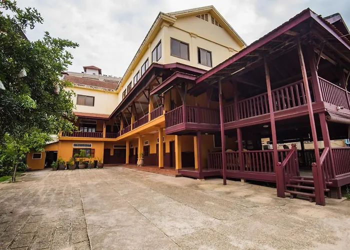 Heng Long Nocleg ze śniadaniem Siem Reap